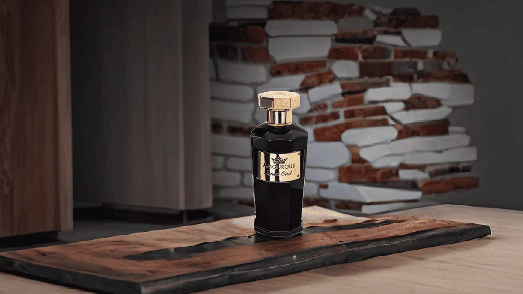 Amouroud Sunset Oud EDP Feature image