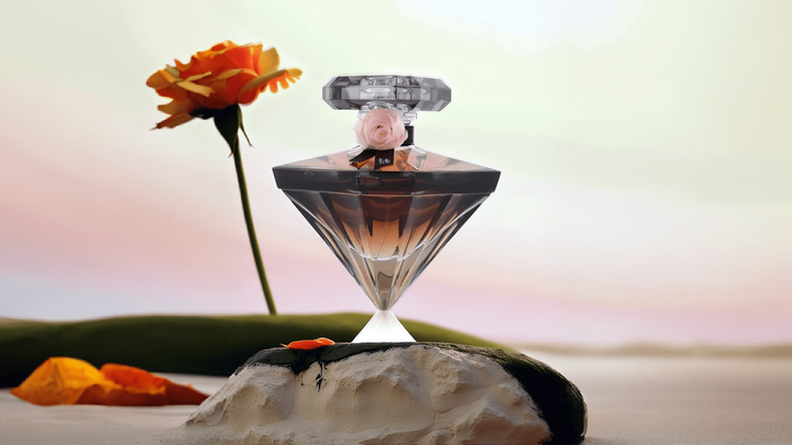Lancome La Nuit Tresor Caresse EDP Feature image